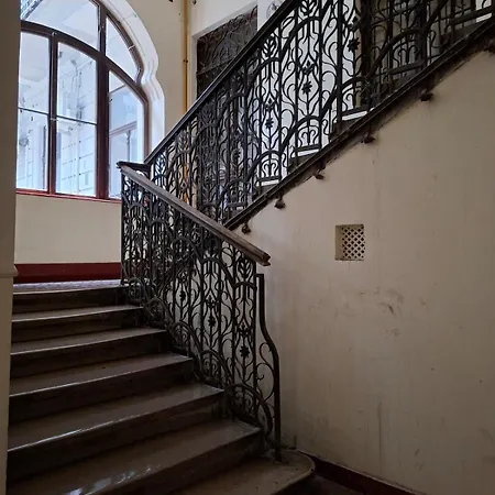 Quiet Near Everything Apartamento Budapeste